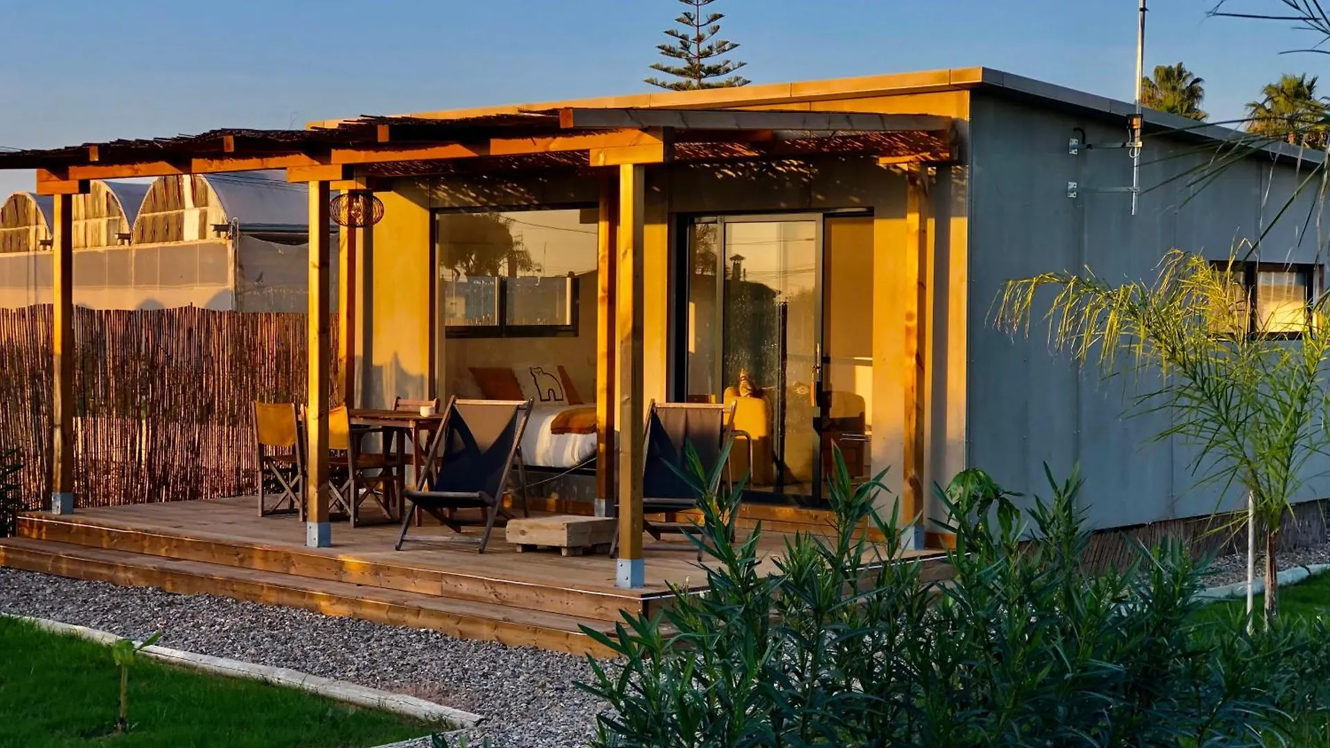 Casa Isabelina contacts